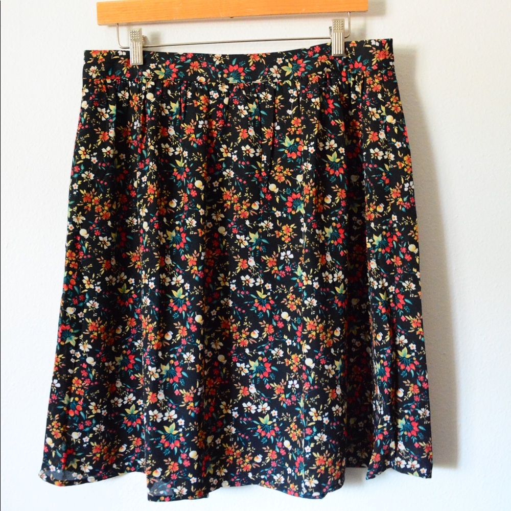NWT J Crew Factory Printed Midi Skirt